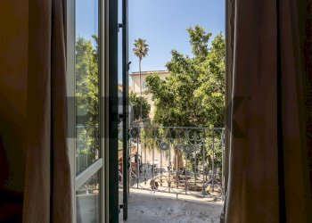 Balcone - Appartamento Piazza Emanuele Pancali
 
15, Siracusa - foto 36