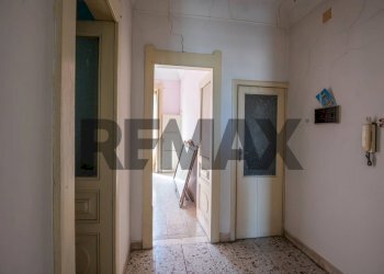 Hall / corridoio - Casa indipendente VIA ACRE
 
80, Palazzolo Acreide - foto 34