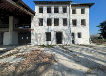 Casa all\'aperto - Terreno edificabile Via Castellana
 
331, Romano d'Ezzelino - foto 7