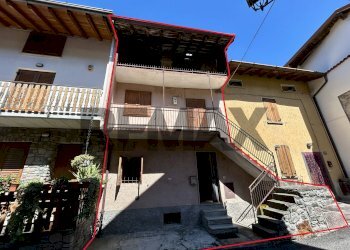 Edificio all\'aperto - Casa semi indipendente via Chiudinelli
 
12, Gianico - foto 1