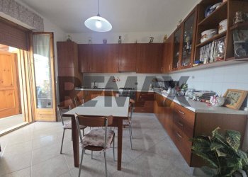 Cucina - Apartment Via Colle Paradiso
 
17, Pescara - photo 1