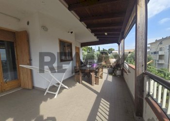 Terrazza - Apartment Via Colle Paradiso
 
17, Pescara - photo 4