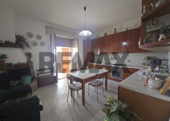 Sala da pranzo - Apartment Via Colle Paradiso
 
17, Pescara - photo 5