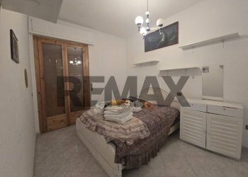 Camera / camera da letto - Casa indipendente Via Colle Paradiso
 
17, Pescara - foto 19
