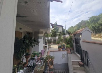 Terrazza - Casa indipendente Via Colle Paradiso
 
17, Pescara - foto 36