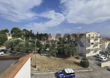 Edificio all\'aperto - Casa indipendente Via Colle Paradiso
 
17, Pescara - foto 57