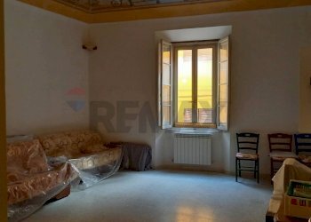 Soggiorno - Trilocale Corso Garibaldi
 
81, Cingoli - foto 7
