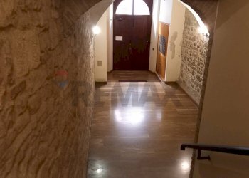 Hall / corridoio - Trilocale Corso Garibaldi
 
81, Cingoli - foto 24