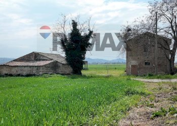 Giardino - Terreno agricolo Località Falcineto
 
snc, Fano - foto 28