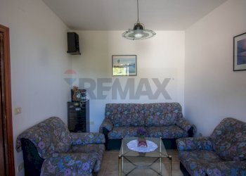 Soggiorno - Casa semi indipendente Frazione San Giovanni
 
9, Fabriano - foto 11