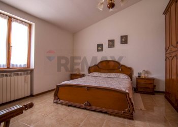 Camera / camera da letto - Casa semi indipendente Frazione San Giovanni
 
9, Fabriano - foto 28