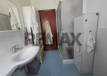 Bagno - Quadrilocale Via Monte Pennino
 
2A, Ancona - foto 12