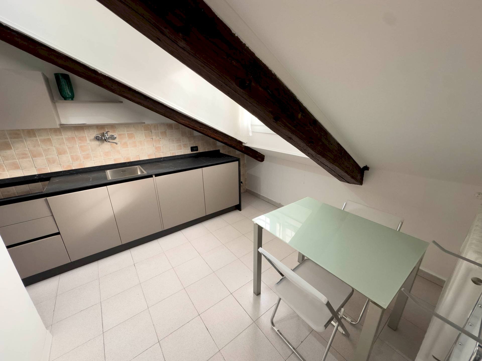 Foto 2 - Attic Via Cernaia
 
38, Torino - photo 2