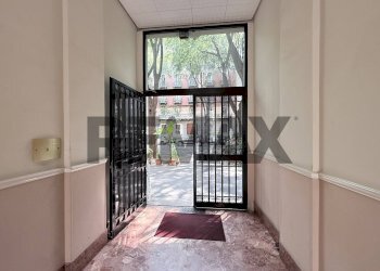 Ricezione / Lobby - Bilocale via Castel Morrone
 
1, Milano - foto 18