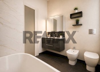 Bagno - Trilocale Frazione Duino
 
75, Duino-Aurisina - foto 16
