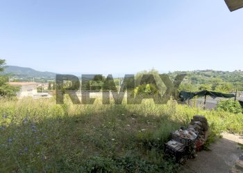 Giardino - Casa indipendente Vico Rovagnari
 
19, Caiazzo - foto 10
