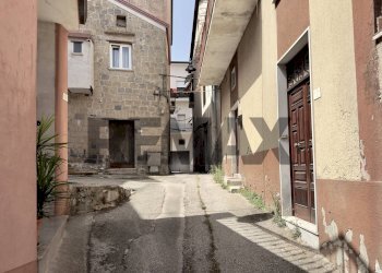 Edificio all\'aperto - Casa indipendente Vico Rovagnari
 
19, Caiazzo - foto 15
