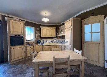 cucina - Four-room apartment Viale della stazione
 
177, Massa - photo 9