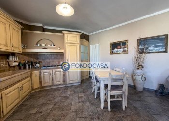 cucina - Four-room apartment Viale della stazione
 
177, Massa - photo 10