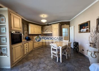 cucina - Four-room apartment Viale della stazione
 
177, Massa - photo 11