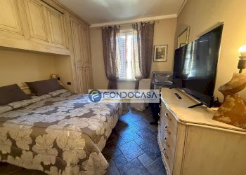 camera matrimoniale - Four-room apartment Viale della stazione
 
177, Massa - photo 30