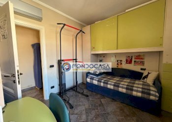 seconda camera - Four-room apartment Viale della stazione
 
177, Massa - photo 32