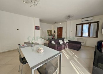 Foto 7 - Villa VIA FALCHI, Camigliano - photo 7