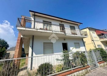 Villa Via 24 maggio, Ravenna (neighborhood Marina di Ravenna) - photo 1