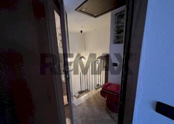 Hall / corridoio - Casa indipendente Via Stretta
 
61, Barrea - foto 20