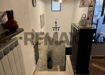 Scale - Casa indipendente Via Stretta
 
61, Barrea - foto 21