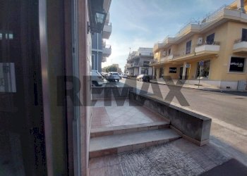 Edificio all\'aperto - Attività Commerciale via Sant'Alessandra
163, Rosolini - foto 13