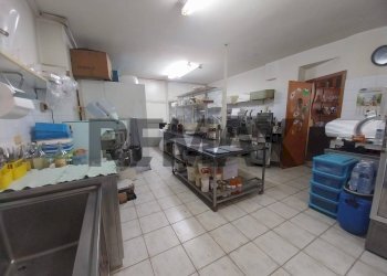 Cucina - Attività Commerciale via Sant'Alessandra
163, Rosolini - foto 14