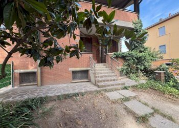 Foto 1 - Villa a Schiera via Mavora
 
81/b, Castelfranco Emilia - foto 1