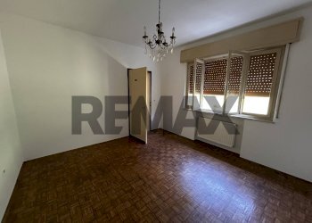 Stanza vuota - Casa indipendente Frazione Canalutto
 
8, Torreano - foto 6