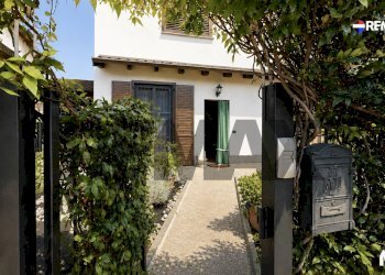 Casa all\'aperto - Villa a Schiera via Privata Borgo
33, Sant'Alessio con Vialone - foto 9