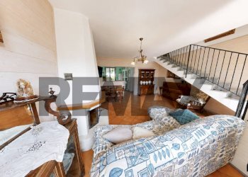 Soggiorno - Villa a Schiera via Privata Borgo
33, Sant'Alessio con Vialone - foto 24