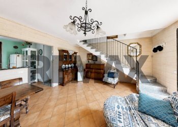Soggiorno - Villa a Schiera via Privata Borgo
33, Sant'Alessio con Vialone - foto 25