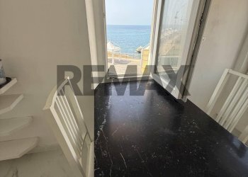 Sala da pranzo - Appartamento Piazza del Mediterraneo
 
20, Terrasini - foto 7