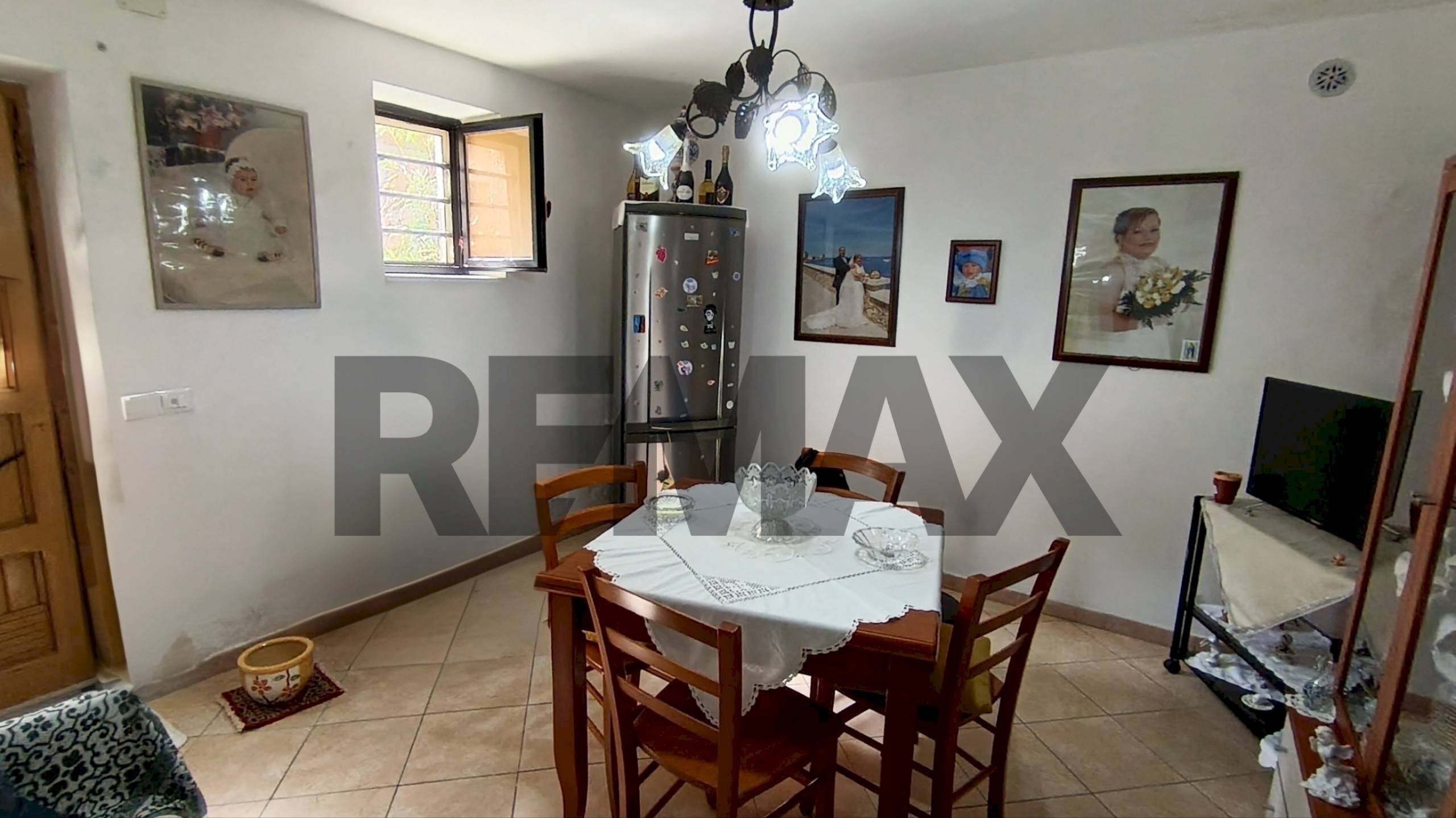 Sala da pranzo - Independent house VIA ADMETRIO
8, Vita - photo 3
