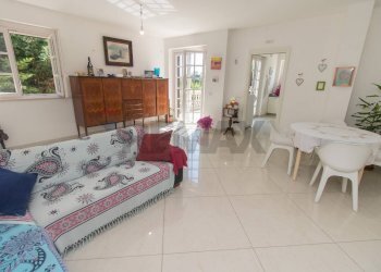 Sala da pranzo - Villa via trasbordo
 
15, San Vito Chietino - foto 1