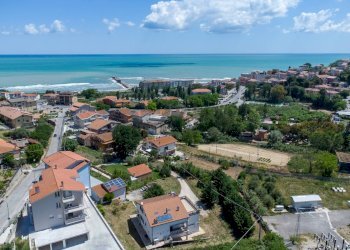 Vista dell\'acqua - Villa via trasbordo
 
15, San Vito Chietino - foto 9