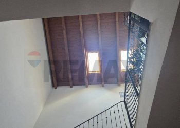 Scale - Two-room apartment Strada Traversante Ravadese
71, Parma - photo 10