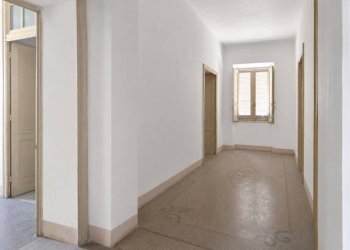 Foto 5 - Appartamento via Mercato
 
1, Sassari - foto 5