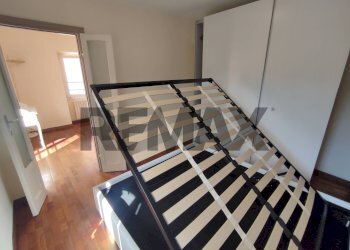 Camera / camera da letto - Bilocale via regina
 
17, Carate Urio - foto 16