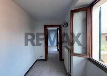 Hall / corridoio - Casa semi indipendente Via Presezza
 
3, Carate Urio - foto 6