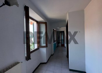 Hall / corridoio - Casa semi indipendente Via Presezza
 
3, Carate Urio - foto 7