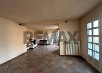Stanza vuota - Casa semi indipendente Via Presezza
 
3, Carate Urio - foto 15