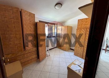 Stanza vuota - Semi-detached house Piazza Cavour
 
8, Eupilio - photo 12