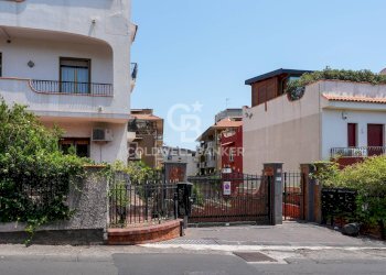 Foto 4 - Appartamento Via Mollica
 
51, Aci Castello - foto 4