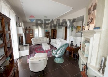 Soggiorno - Villa Via Ugo Foscolo
 
17, Credaro - photo 21